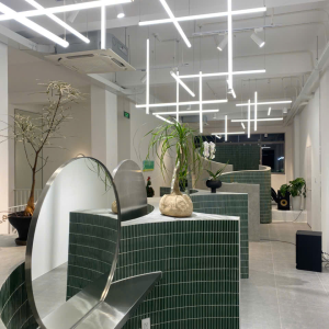 Chị Thư - Quận 7